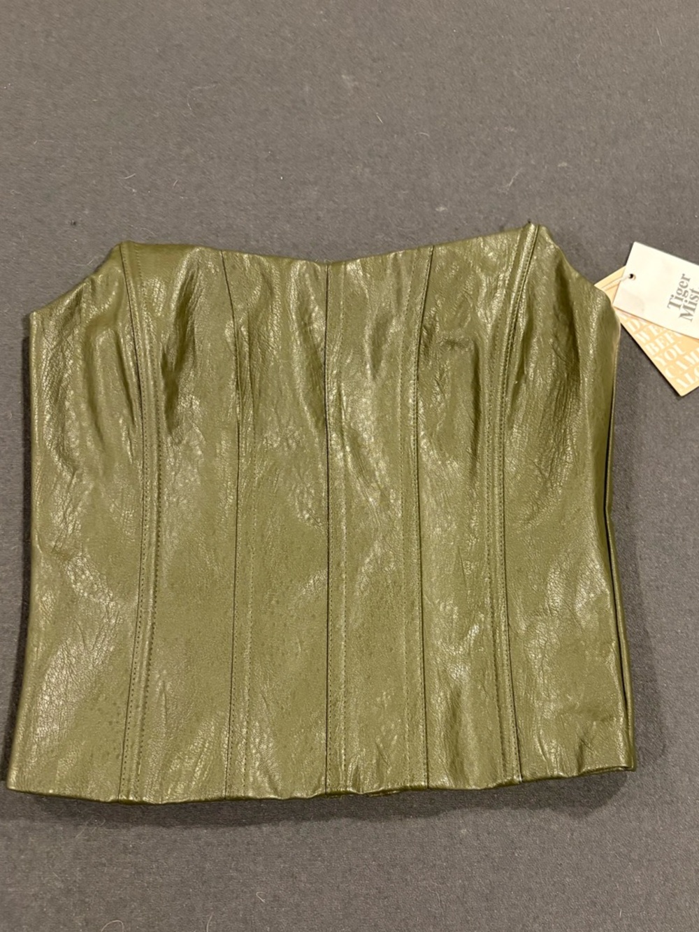 Tiger Mist Cayenne PU Top in Olive